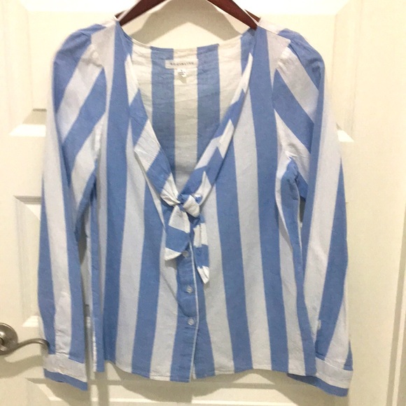 Socialite Blue & White striped top SZ M - Picture 1 of 6